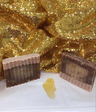 Load image into Gallery viewer, Honey 🍯 Love Treasure