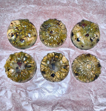 Load image into Gallery viewer, Juicy Fruit Treasure (Yoni)